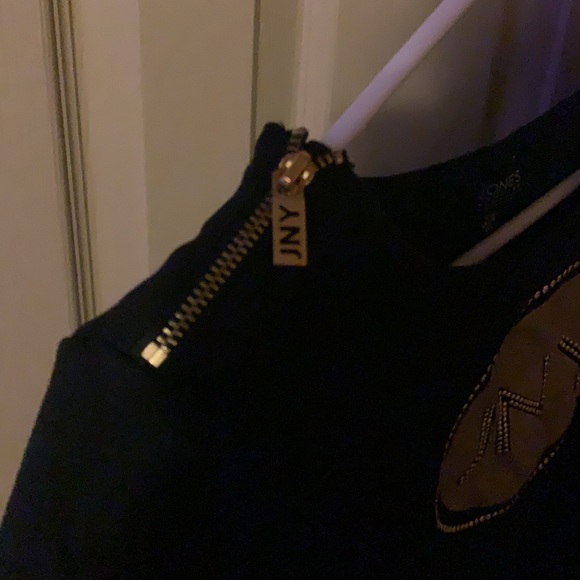 Shirt - Picture 2 of 4